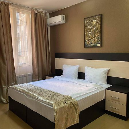 יירבאן Hotel Premium Armenia מראה חיצוני תמונה