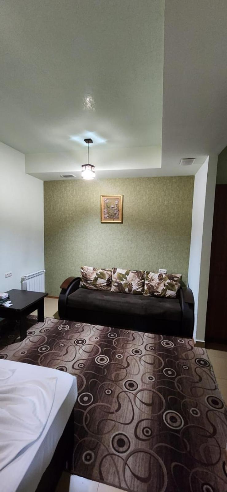 יירבאן Hotel Premium Armenia מראה חיצוני תמונה