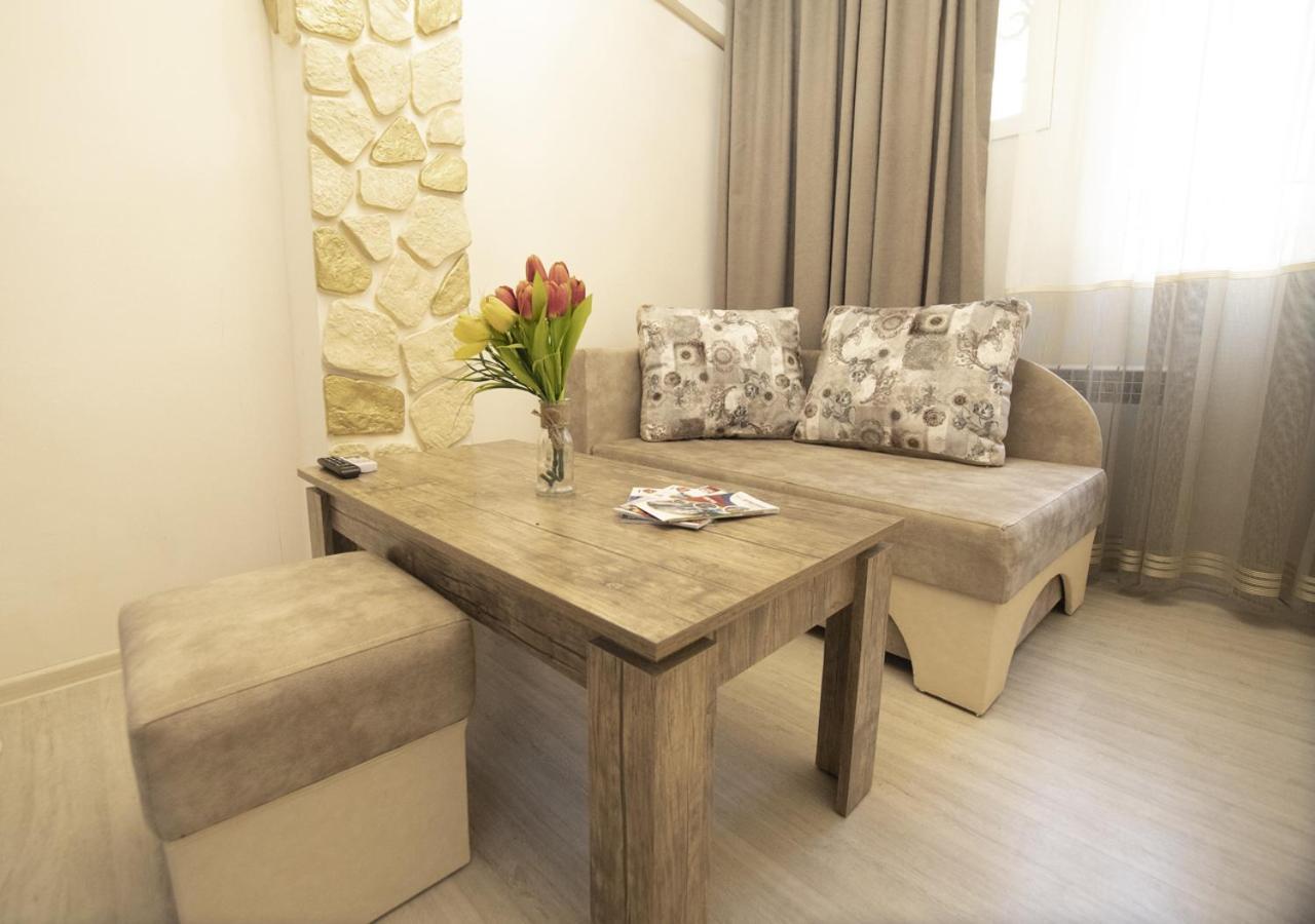 יירבאן Hotel Premium Armenia מראה חיצוני תמונה