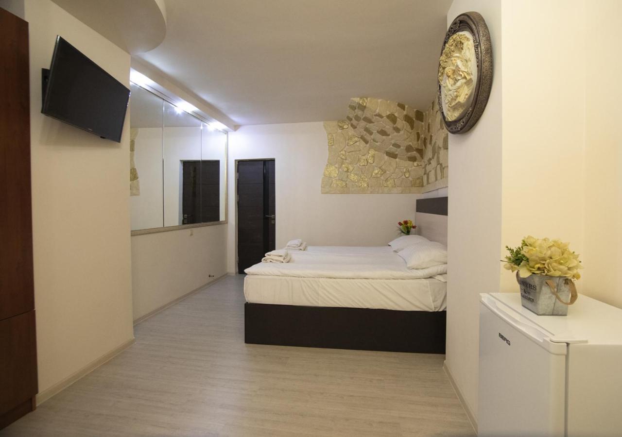 יירבאן Hotel Premium Armenia מראה חיצוני תמונה