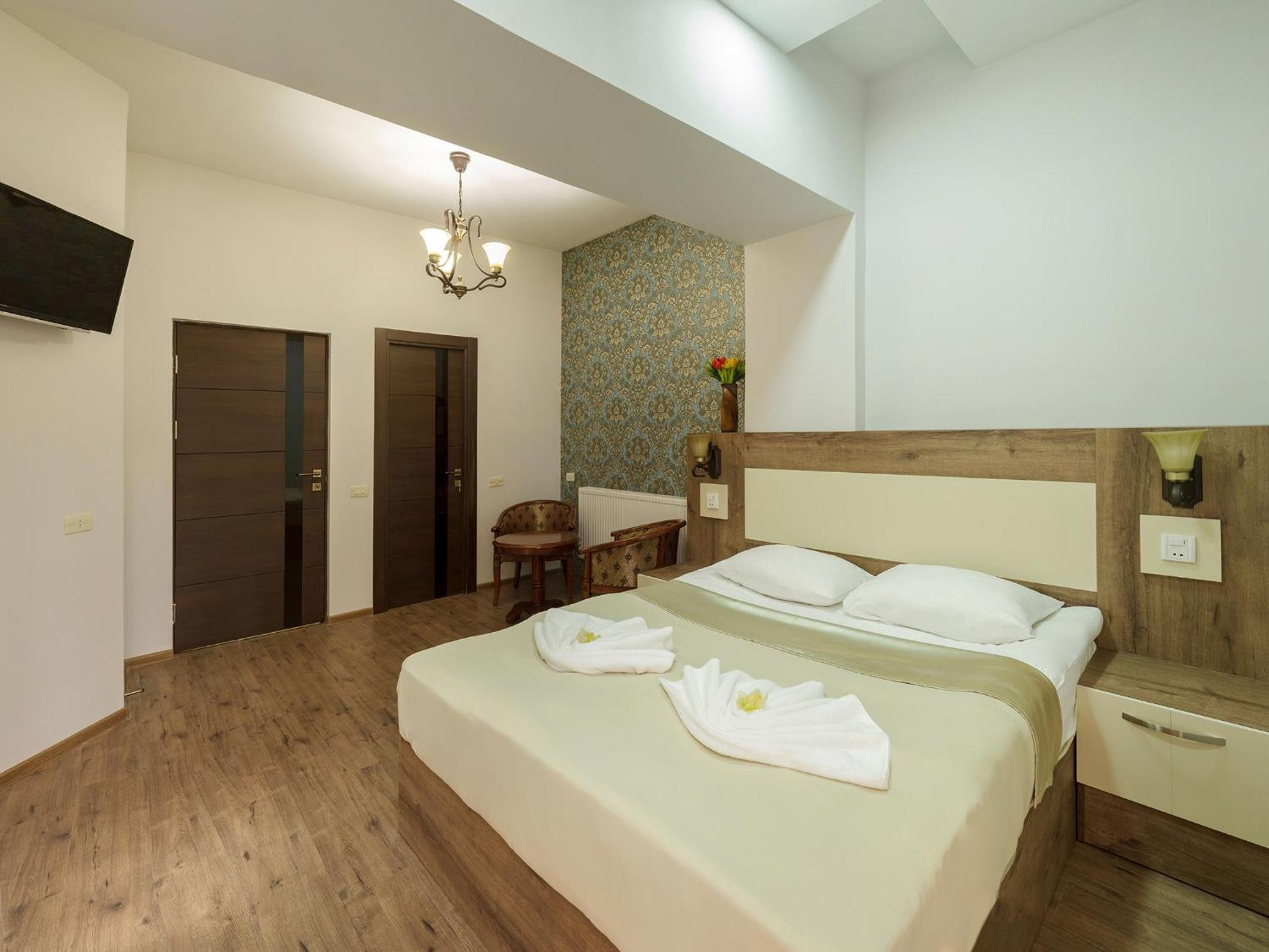 יירבאן Hotel Premium Armenia מראה חיצוני תמונה