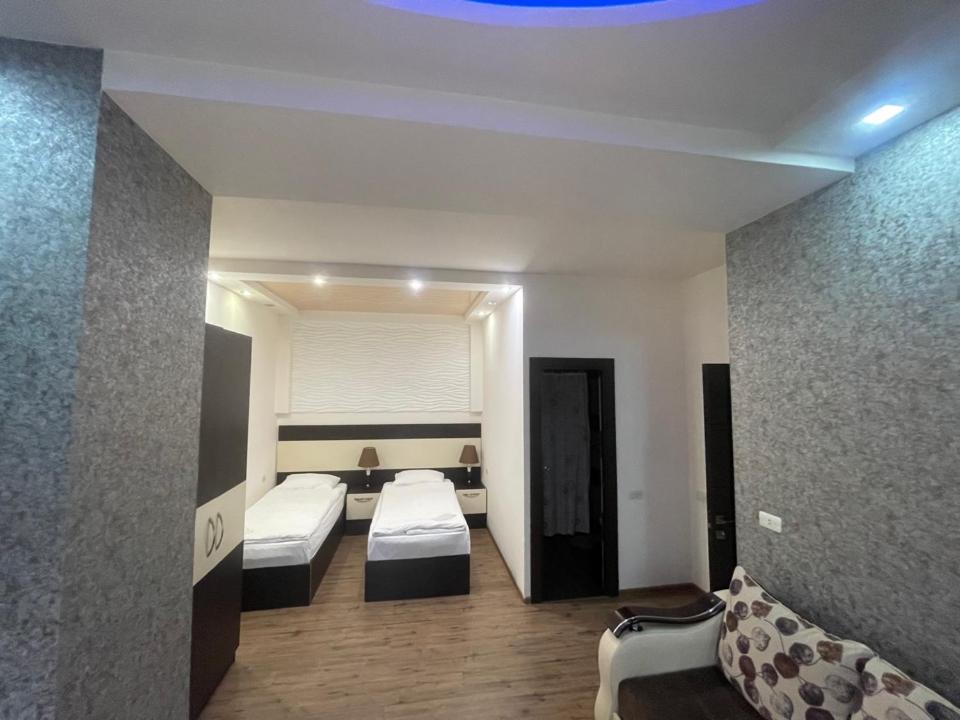 יירבאן Hotel Premium Armenia מראה חיצוני תמונה